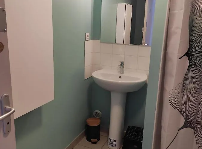 La Cahute, T2 Avec Jardin Ou Familial T6 Montauban