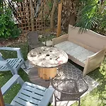 La Cahute, T3 Avec Jardin Ou Familial T6 * Montauban