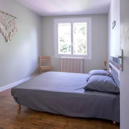La Cahute, T2 Avec Jardin Ou Familial T6 Apartment Montauban