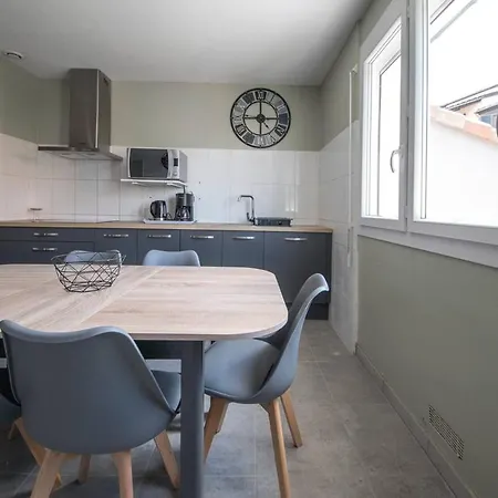La Cahute, T3 Avec Jardin Ou Familial T6 شقة