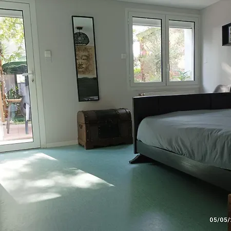 La Cahute, T2 Avec Jardin Ou Familial T6 * Montauban
