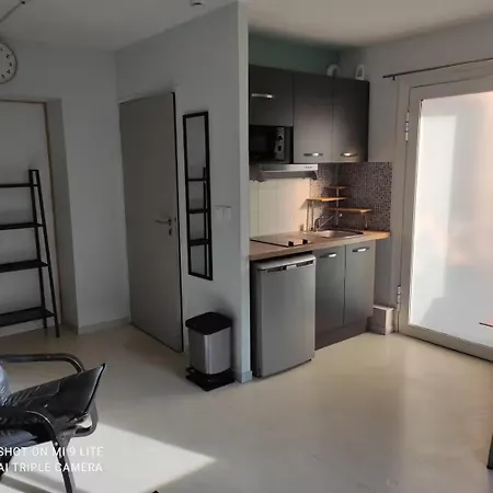 La Cahute, T3 Avec Jardin Ou Familial T6 *