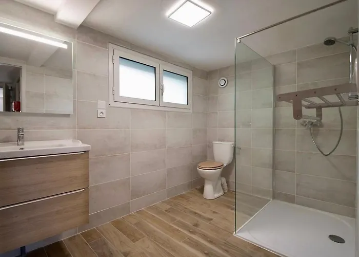 La Cahute, T2 Avec Jardin Ou Familial T6 Appartamento *